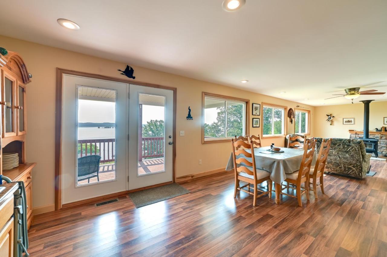 Kentucky Lake Getaway With Lookout Deck, Water View! New Concord Екстер'єр фото