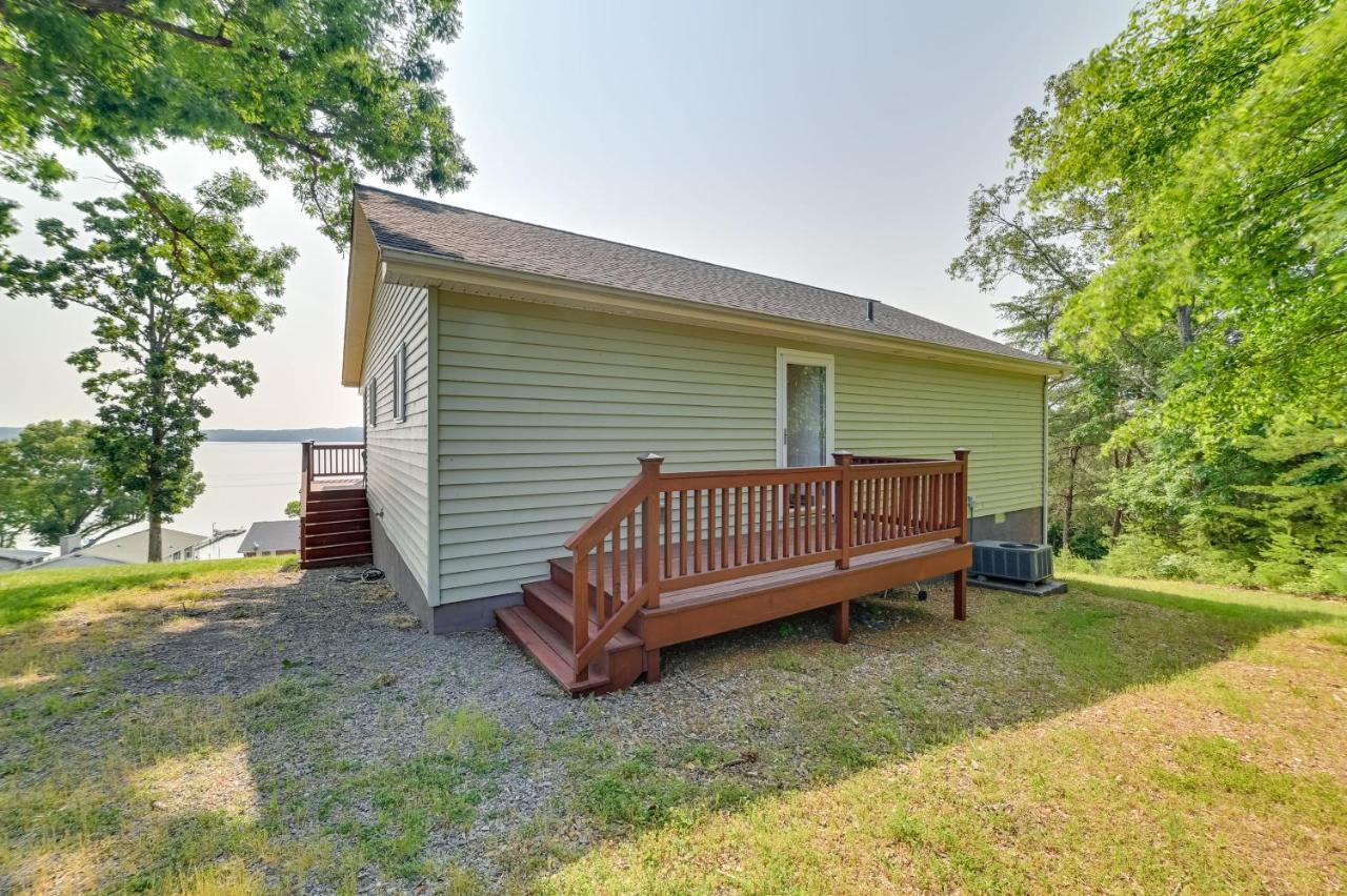 Kentucky Lake Getaway With Lookout Deck, Water View! New Concord Екстер'єр фото